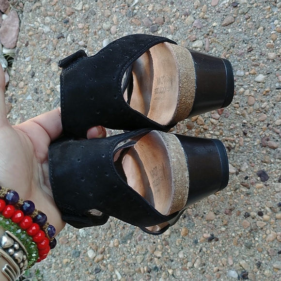 Naot black ankle strap wedge heel sandals women's sz 10 - Picture 4 of 5